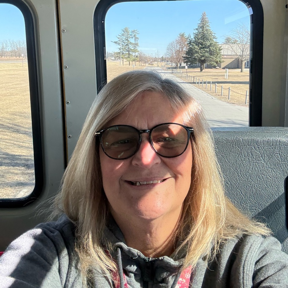 Meet your Posher, Connie